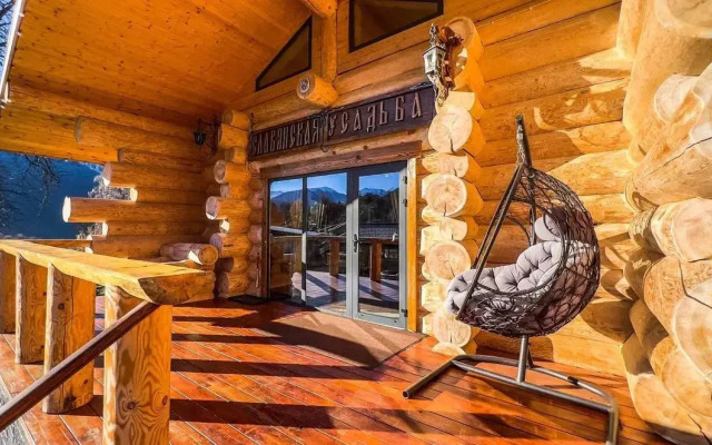 Частный дом Славянская Усадьба
