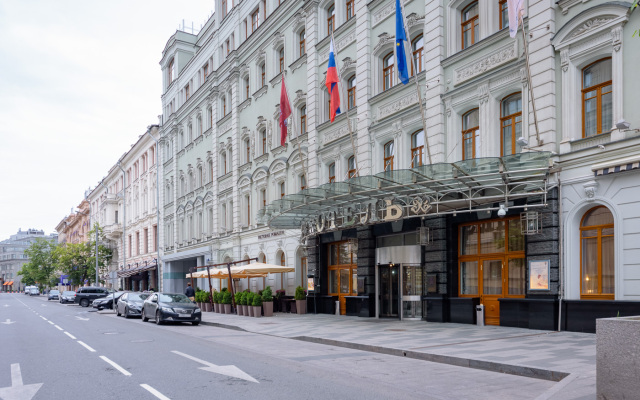 Гостиница Пётр I в Москве - забронировать гостиницу Пётр I, цены и фото номеров Москва вид на фасад