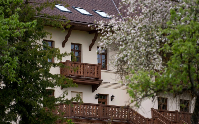 Отель Mazmežotne Manor