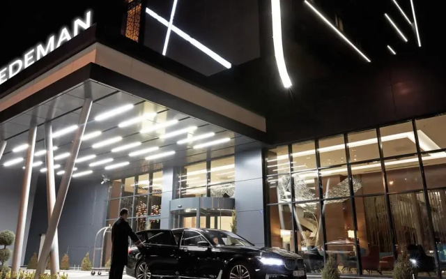 Отель Dedeman Kayseri