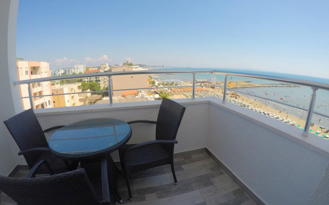 Perandor Beach