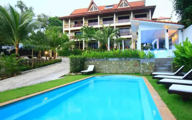 Sea Hills Resort