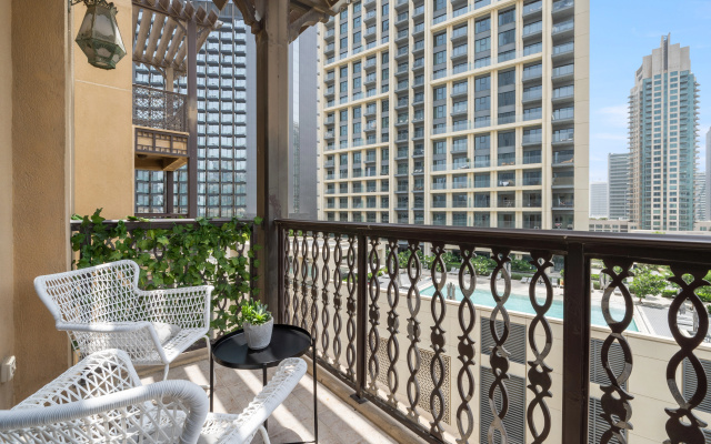 Апартаменты Unique 1BR with Balcony Downtown
