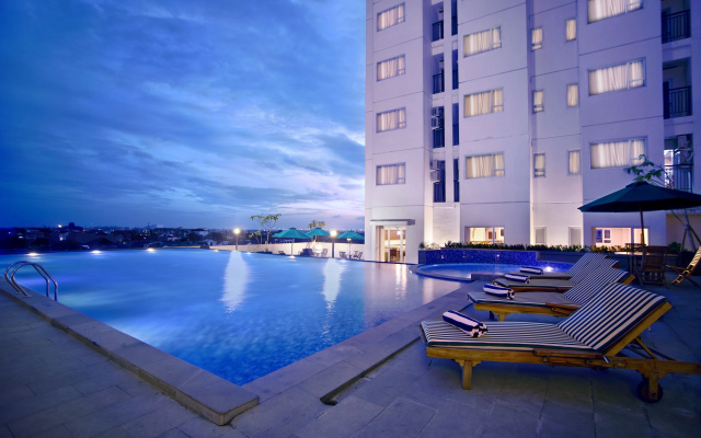 Aston Pluit Hotel & Residence