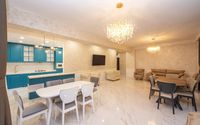 Отель Hotel Babi