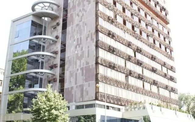 Отель Shirak