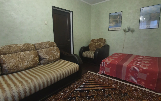 Квартира Рядом с Центром Радость Уютный Дом