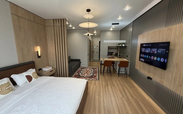Апартаменты Meridian New Lux Apt 360