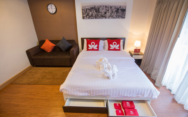Апартаменты ZEN Rooms Soi Chom Chan