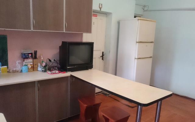 Na Pereulke Sverdlova Hostel