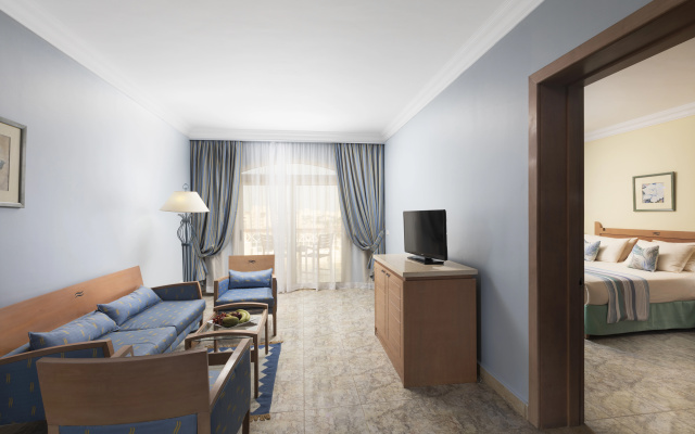 Royal Lagoons Resort & Aqua Park Families and Couples ONLY