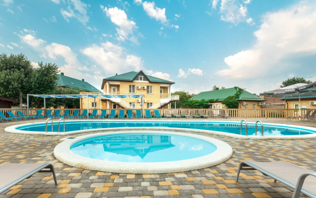 База отдыха Pontos Family Resort Zarya