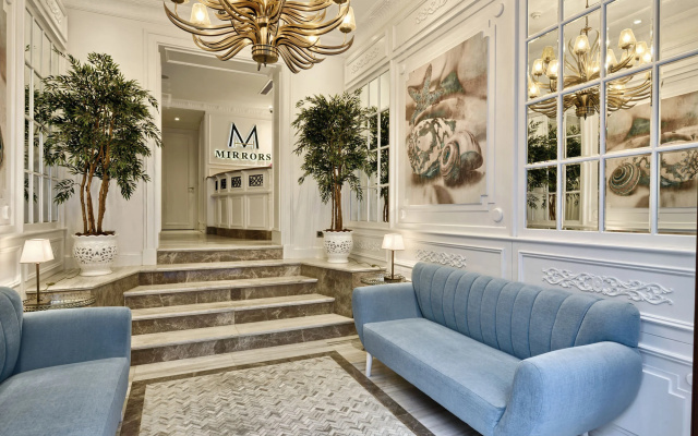 Mirrors Hotel Istanbul Pera
