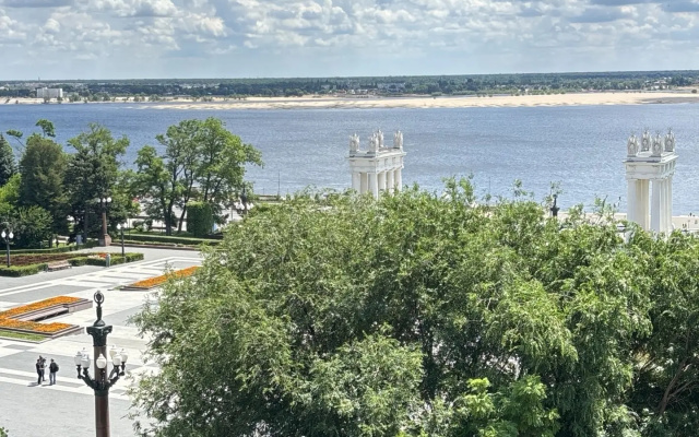 Квартира С Видом На Волгу И Фонтан Дружбы Народов
