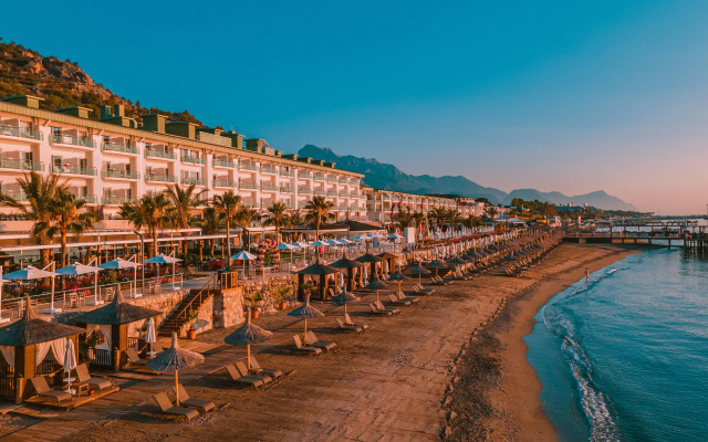 Отель Corendon Playa Kemer