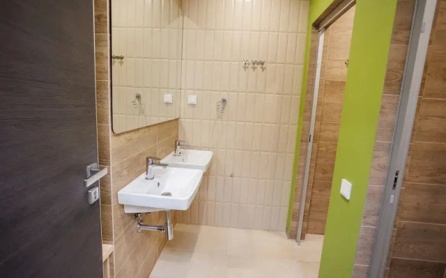 Re Hostel Premium Hostel
