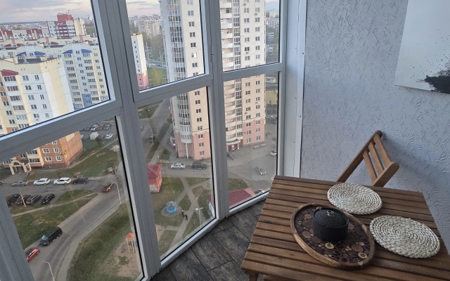 Апартаменты в Высотке
