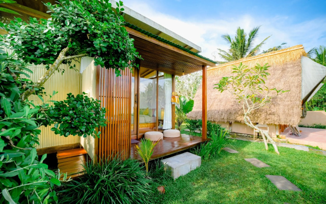 Отель Ubud Rice Field Stay - Mahari by WAHM