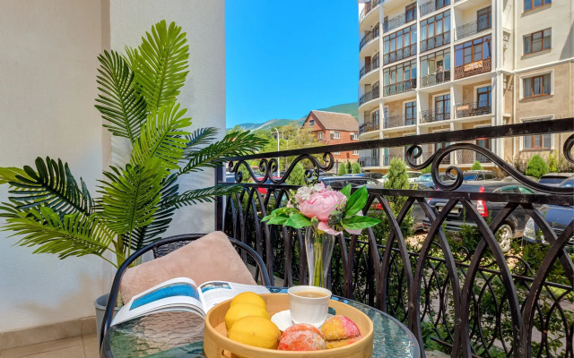 Апартаменты с балконом и видом на горы Sea Breeze & SPA