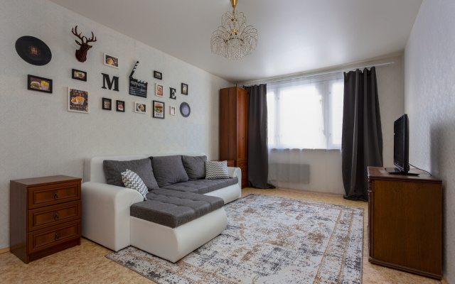 Квартира на улице Братиславская 21к1