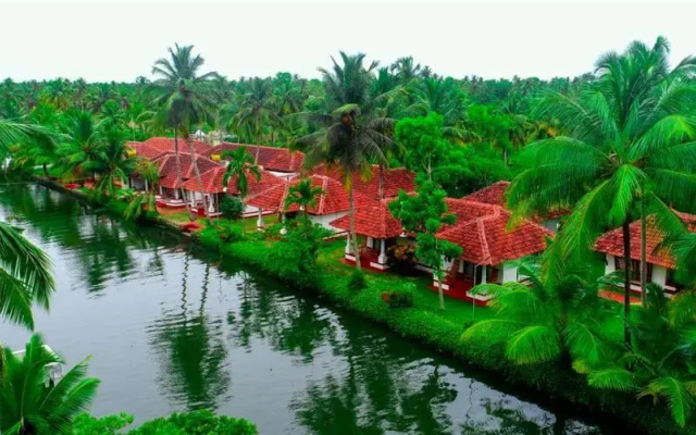Отель Ayurrathna Coir village lake