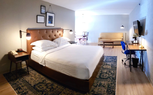 Отель Wyndham Providence Airport
