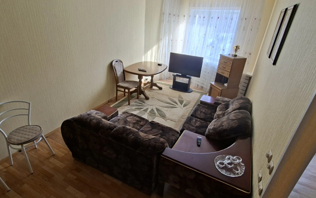 Квартира Трёхкомнатная квартира Олимпийская 36