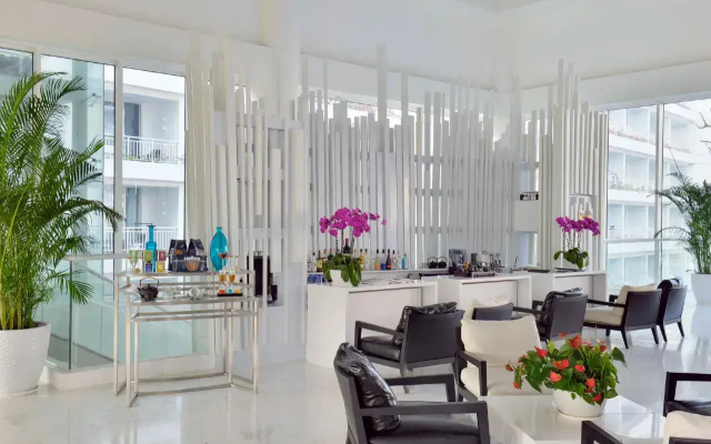 Отель Palace Yalong Bay Sanya