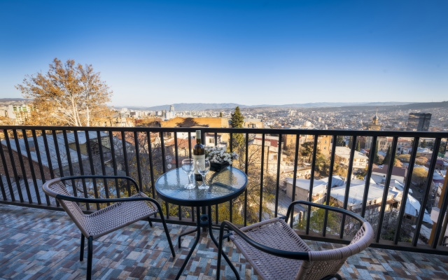 Balcony · Tbilisi — photo 17