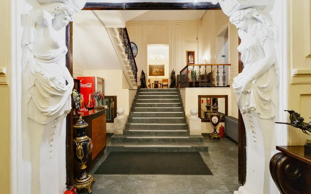 hotelImage