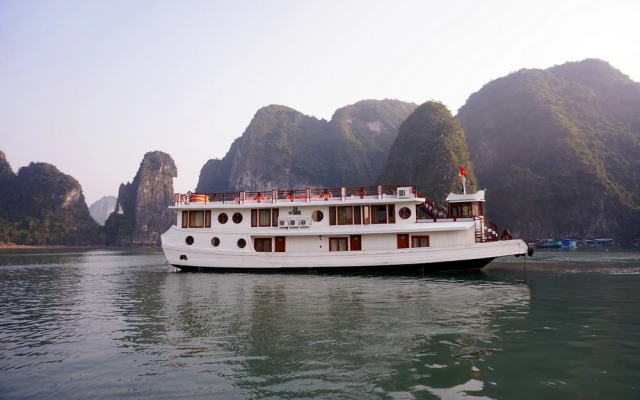 Отель Oriental Sails