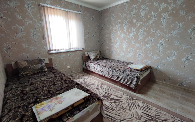 Частный дом в станице Должанская