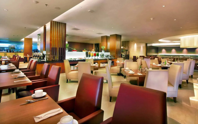 Aston Makassar Hotel & Convention Center