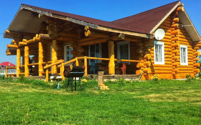 Частный Дом на Озере Старица