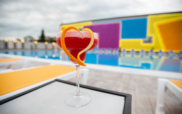 Отель West Inn Georgia