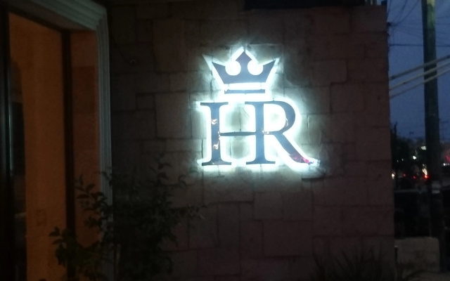 Отель Royal Inn