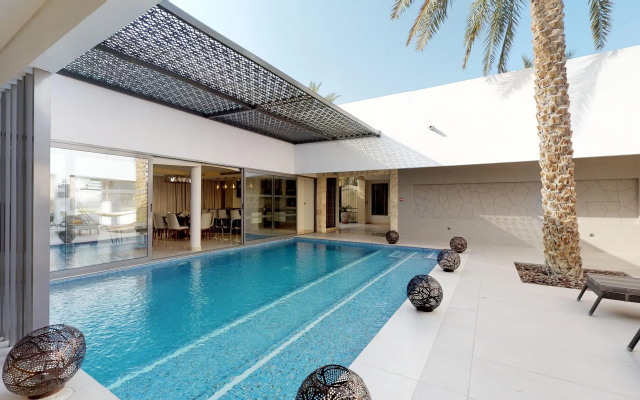 Отель Meliá Desert Palm