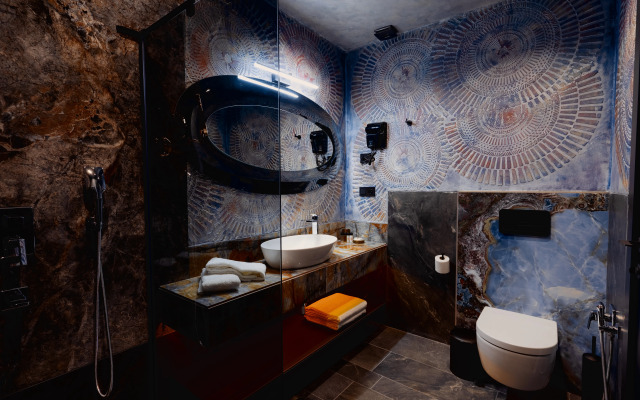 Bathroom · Batumi — photo 49