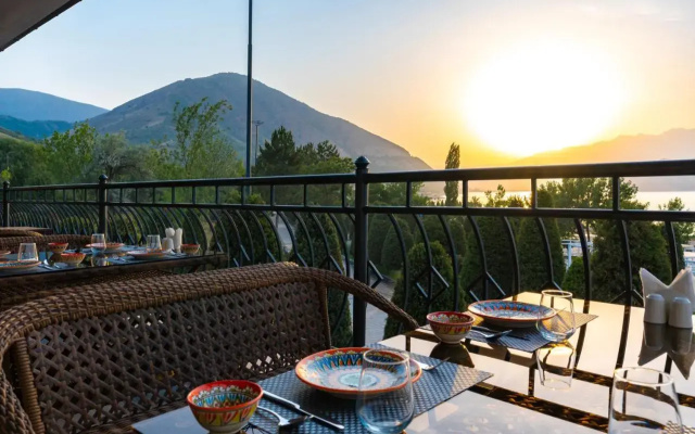 Pyramids Resorts, Charvak