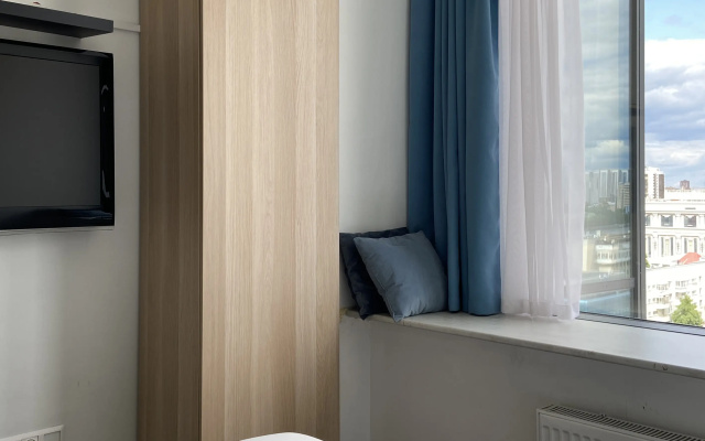 Апартаменты Apartanik Малышева 42а-1309