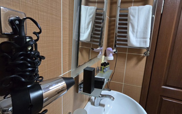 Bathroom · Batumi — photo 31