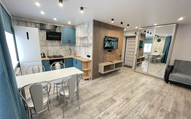 Квартира на Крестовой 128