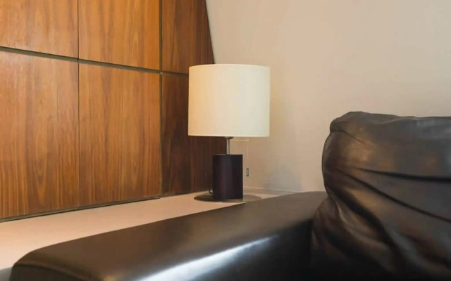 Апартаменты Comfortable Aircon Apartment Earls Court