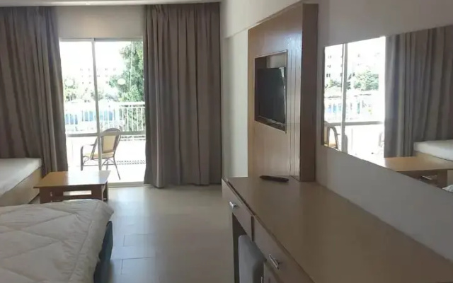 Отель Golf Residence