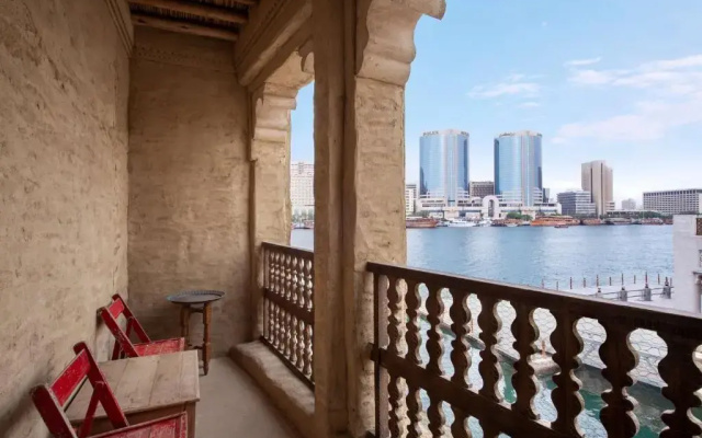Отель Al Seef Heritage Hotel Dubai, Curio Collection by Hilton