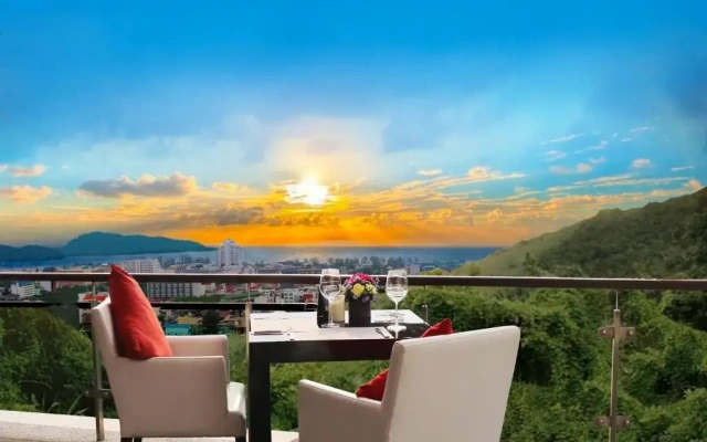 Club Wyndham Patong Hill Phuket