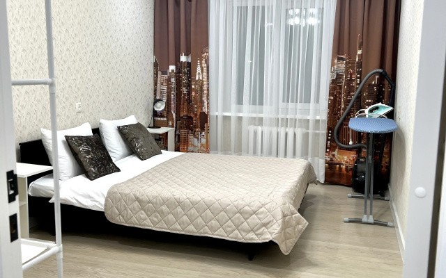 Квартира Двухкомнатная на Айской
