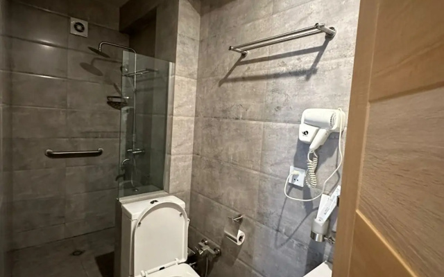 Bathroom · Tbilisi — photo 22