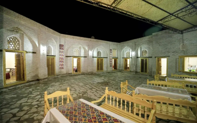 Hotel Khurjin