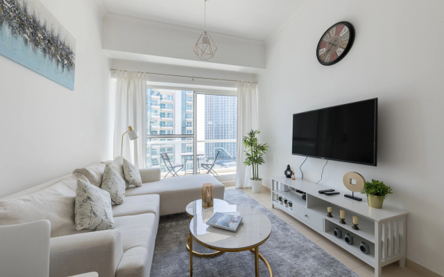 Апартаменты однокомнатные в Mayfair Tower, Business bay